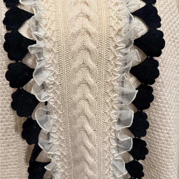 J. Crew cowl neck sweater in cream with navy/lace detail Size XL PRELOVED - Picture 7 of 9